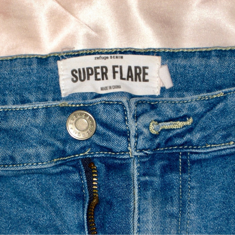Refuge Denim Super Flare Jeans - 🪬💙